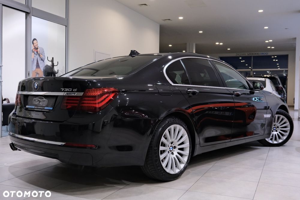 BMW Seria 7 730d xDrive - 14