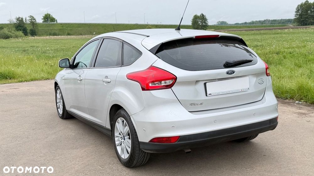 Ford Focus - 20