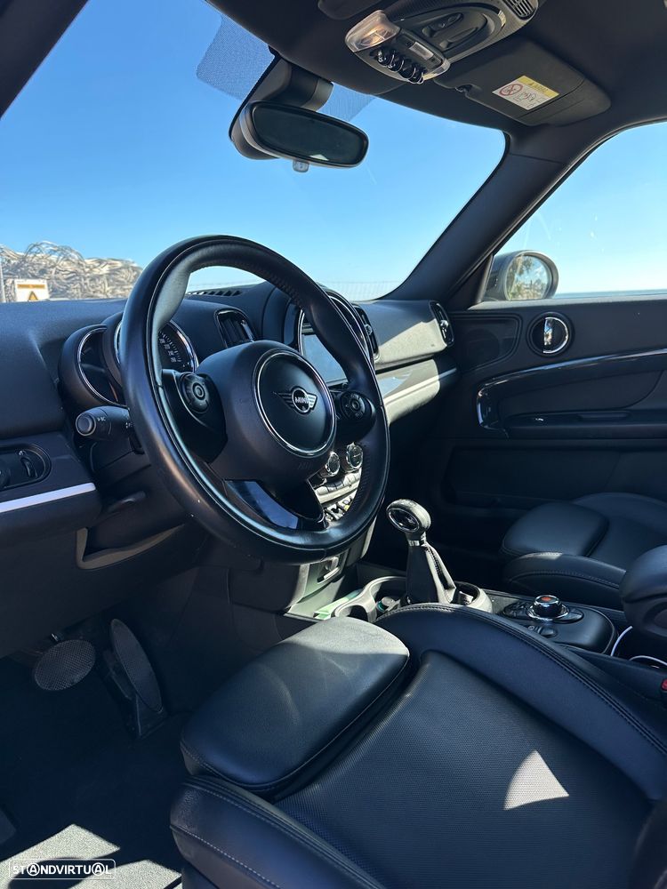 MINI Countryman Cooper SE ALL4 Auto - 13