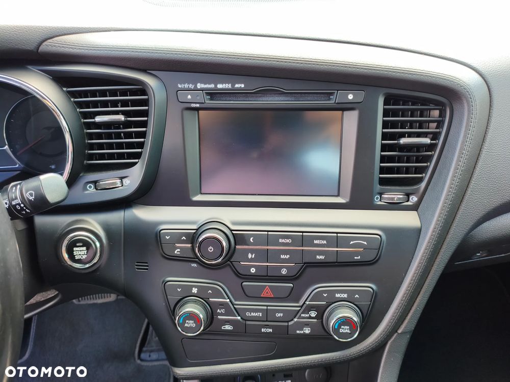 Kia Optima - 33