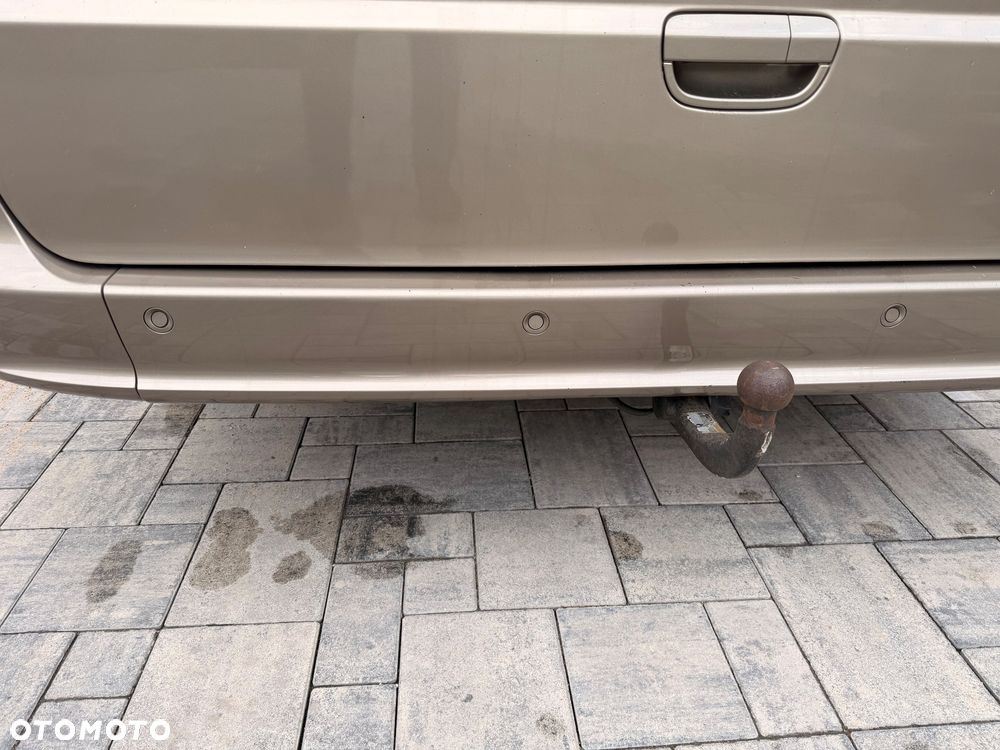 Mercedes-Benz Viano 3.0 CDI DPF lang Automatik Avantgarde - 37