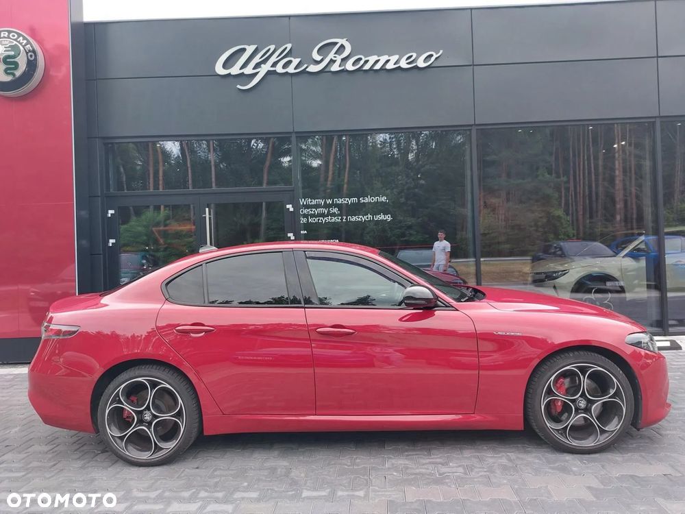 Alfa Romeo Giulia - 5