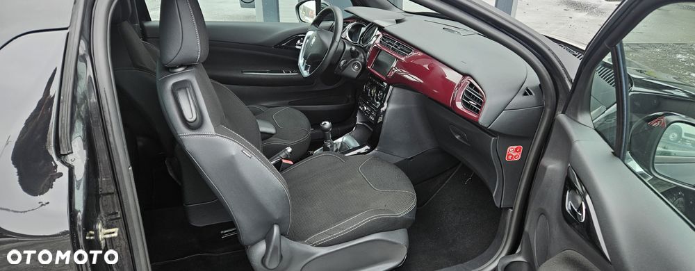 Citroën DS3 1.6 HDi SoChic - 14