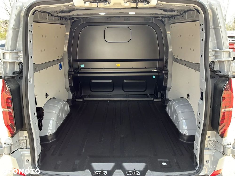 Volkswagen Transporter T7 Furgon Plus/6 osob./AUTOMAT, 2.0 TDI 150KM, r.o. 3500 mm - 13