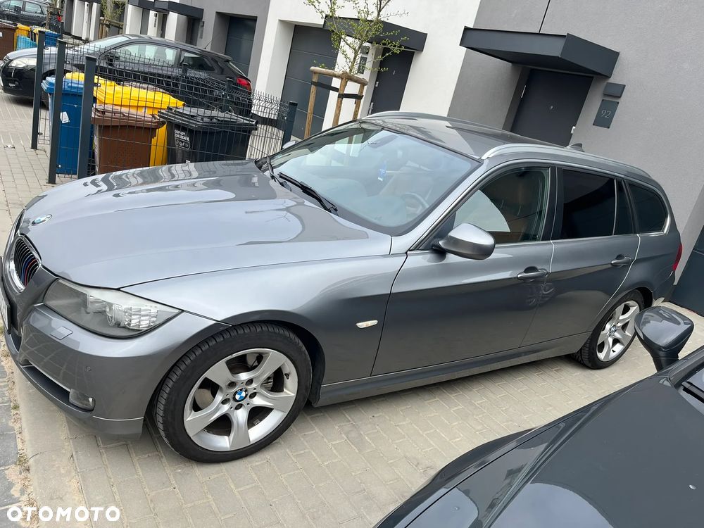 BMW Seria 3 320d DPF Edition Exclusive - 4