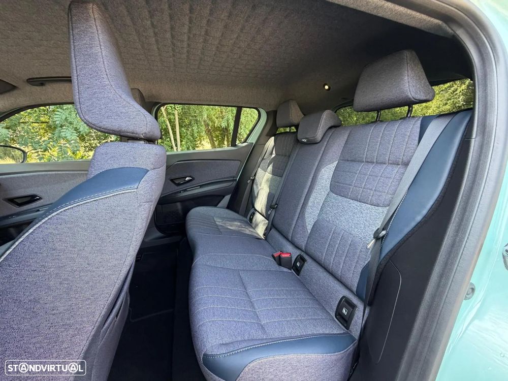 Renault 4 E-Tech 52 kWh Techno Autonomia Conforto - 45
