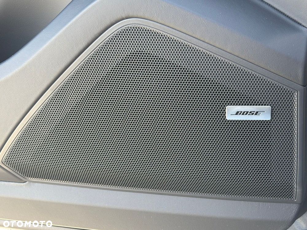 Porsche Cayenne - 32