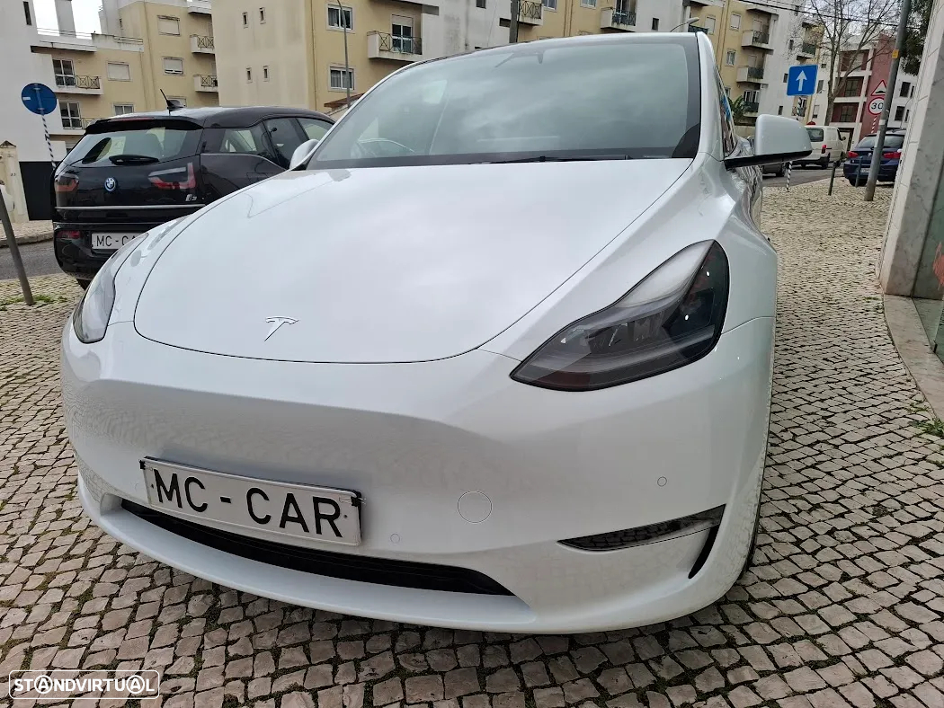 Tesla Model Y Long Range Dual Motor AWD - 56