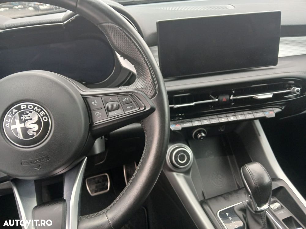 Alfa Romeo Tonale 1.5 FWD AT MHEV Edizione Speciale - 8