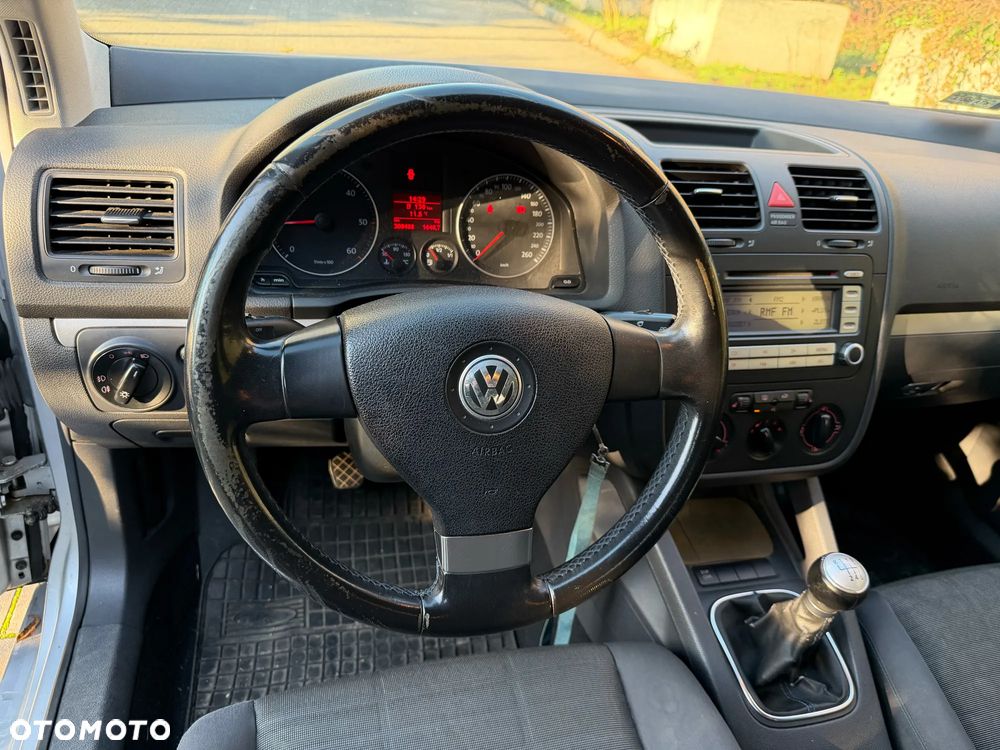 Volkswagen Golf 2.0 TDI Tour - 19