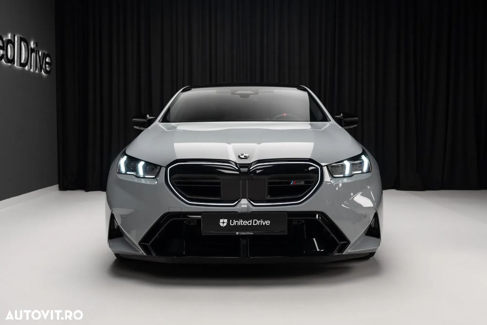 BMW M5 xDrive AT PHEV - 2