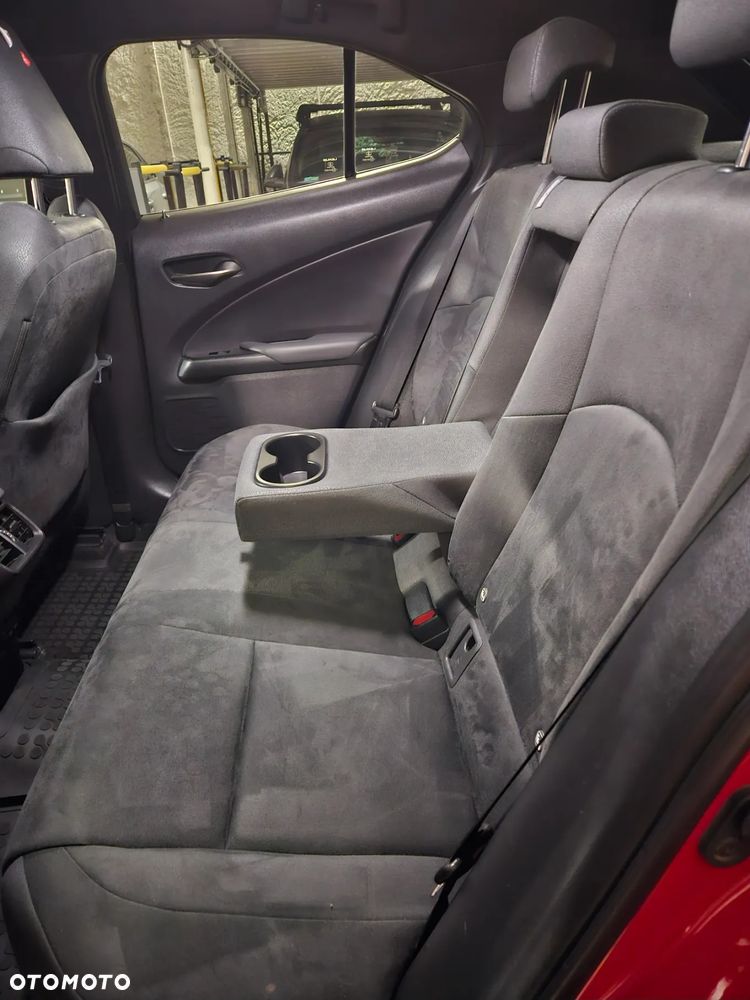 Lexus UX 250h GPF Business Edition 2WD - 6