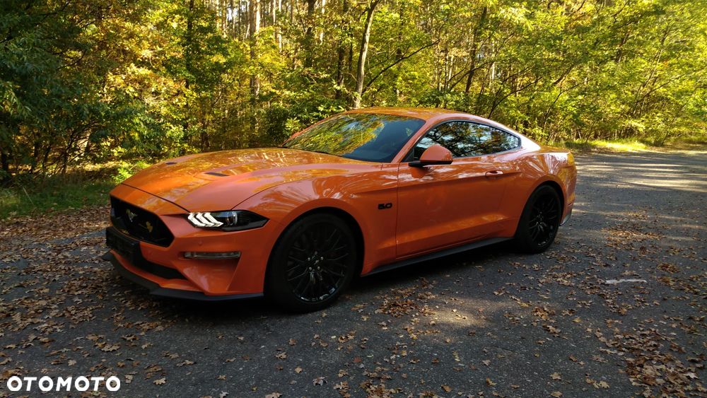 Ford Mustang - 25