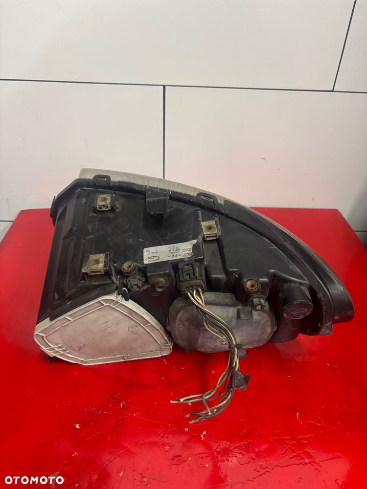 CHRYSLER VOYAGER IV 4 LAMPA PRAWY PRZOD PRZEDNIA - 5