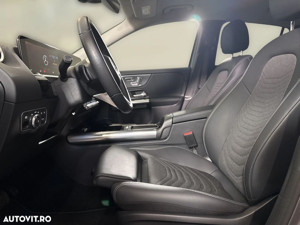 Mercedes-Benz GLA 200 d 4MATIC - 25