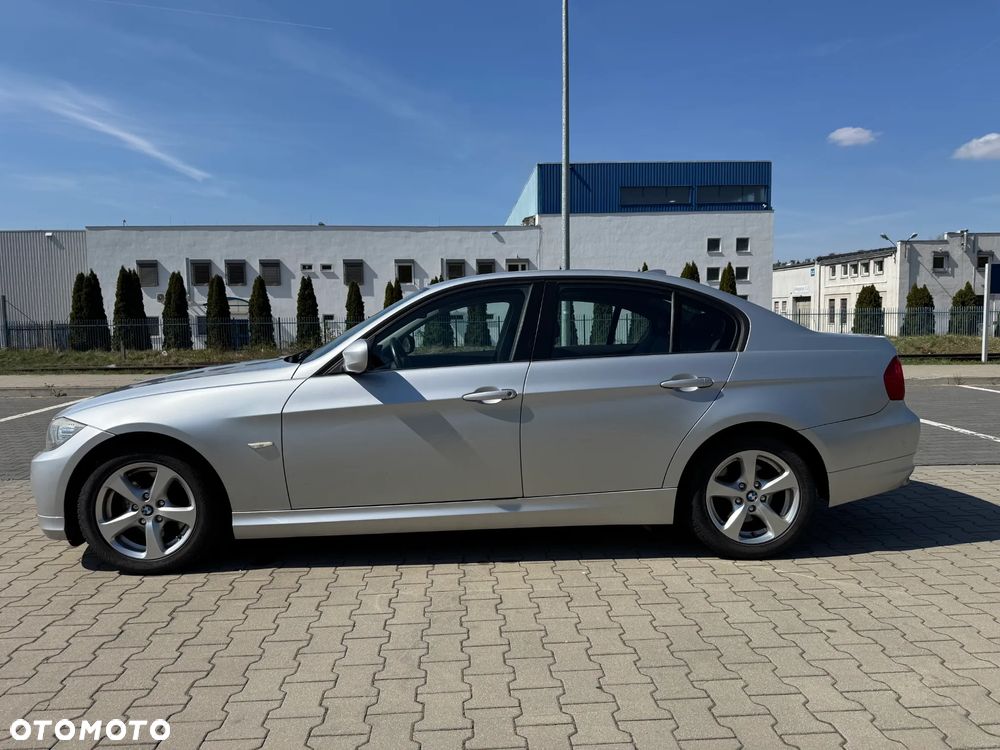 BMW Seria 3 320d DPF - 19
