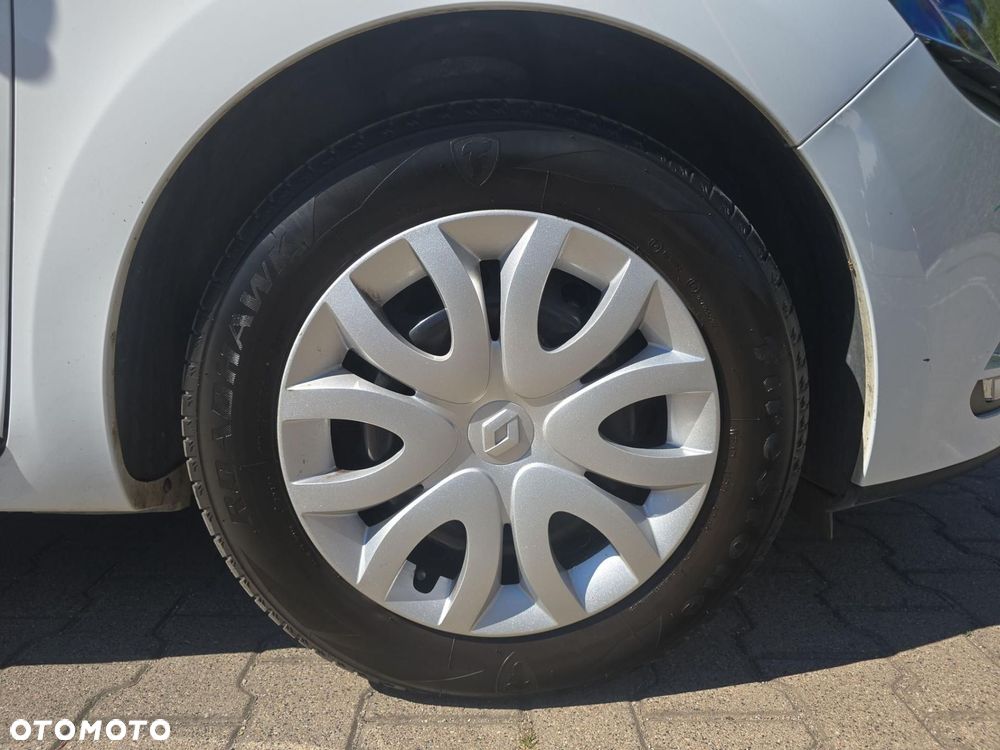 Renault Clio 1.2 16V Life - 25