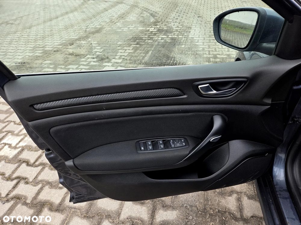 Renault Megane 1.5 dCi Energy Bose EU6 - 12