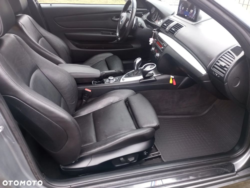 BMW Seria 1 - 32