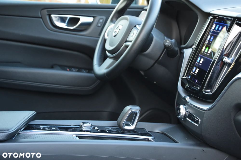 Volvo XC 60 B5 B Geartronic Momentum Pro - 17