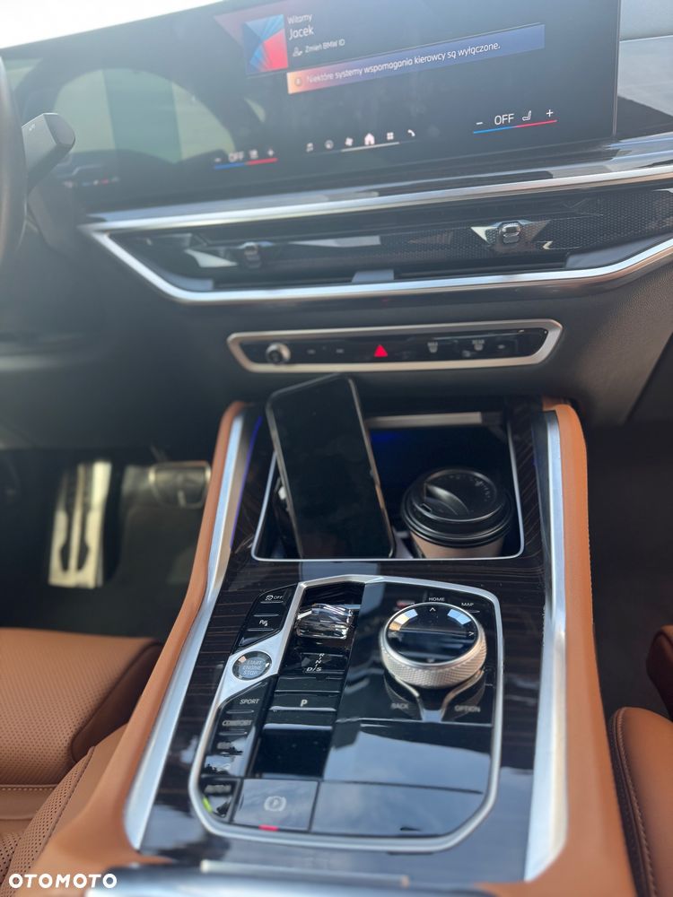 BMW X6 - 25