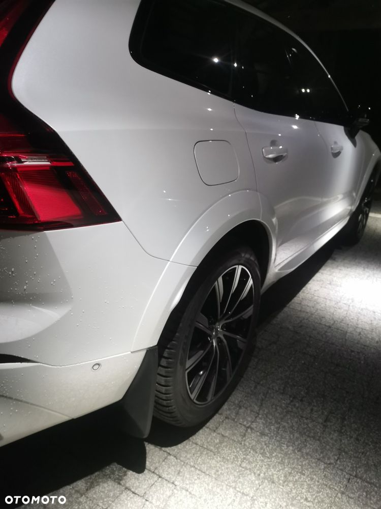 Volvo XC 60 B5 B AWD R-Design - 18