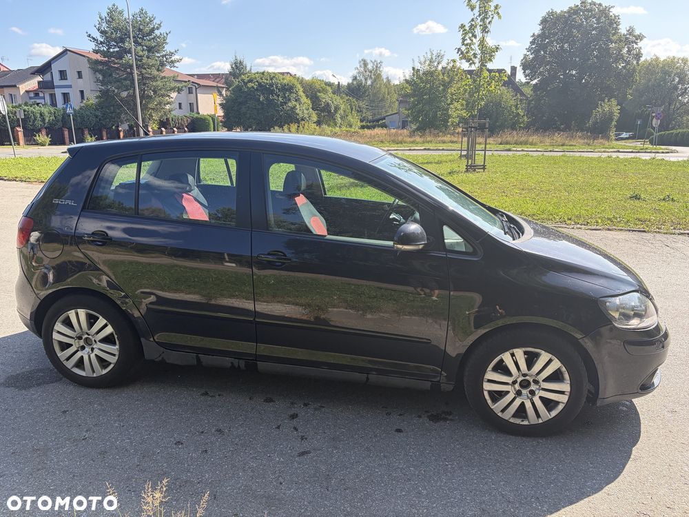 Volkswagen Golf Plus - 4