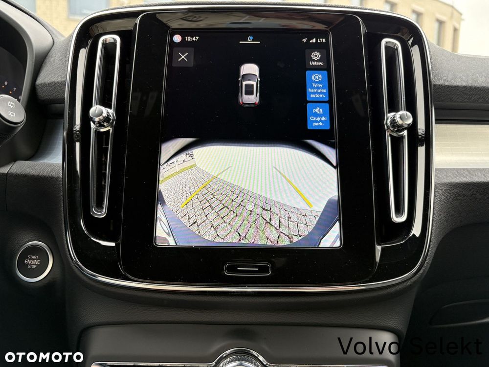 Volvo XC 40 2024