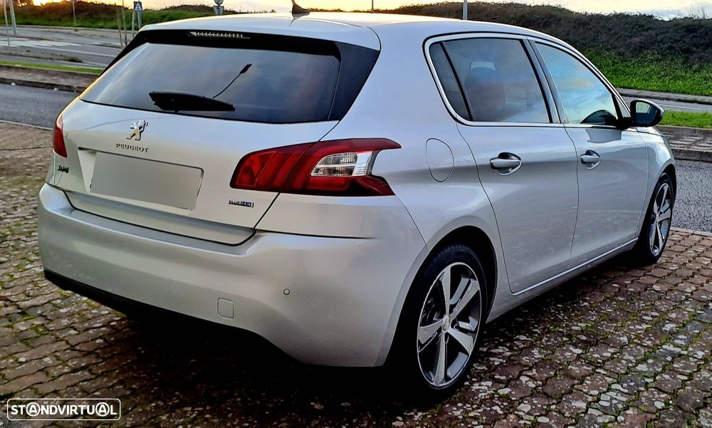 Peugeot 308 1.6 BlueHDi Active J17 - 20