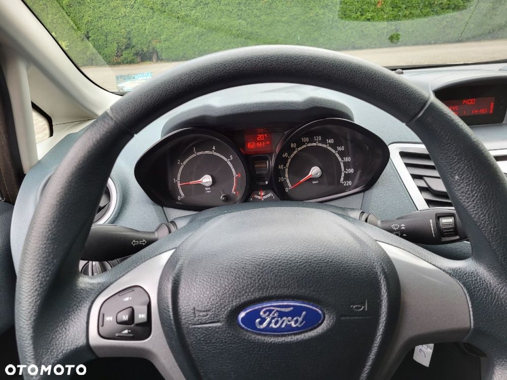 Ford Fiesta - 14