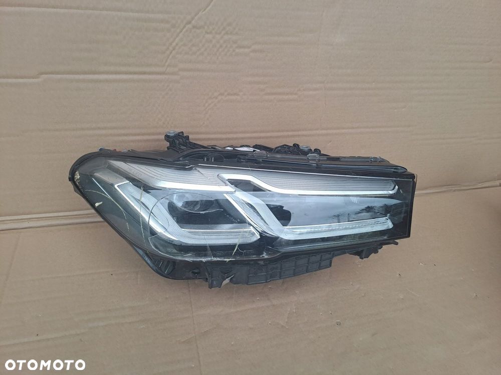 BMW 5 G30 G31 LIFT PRAWA LAMPA FULL LED 5A388C8 UŻYWANA - 2