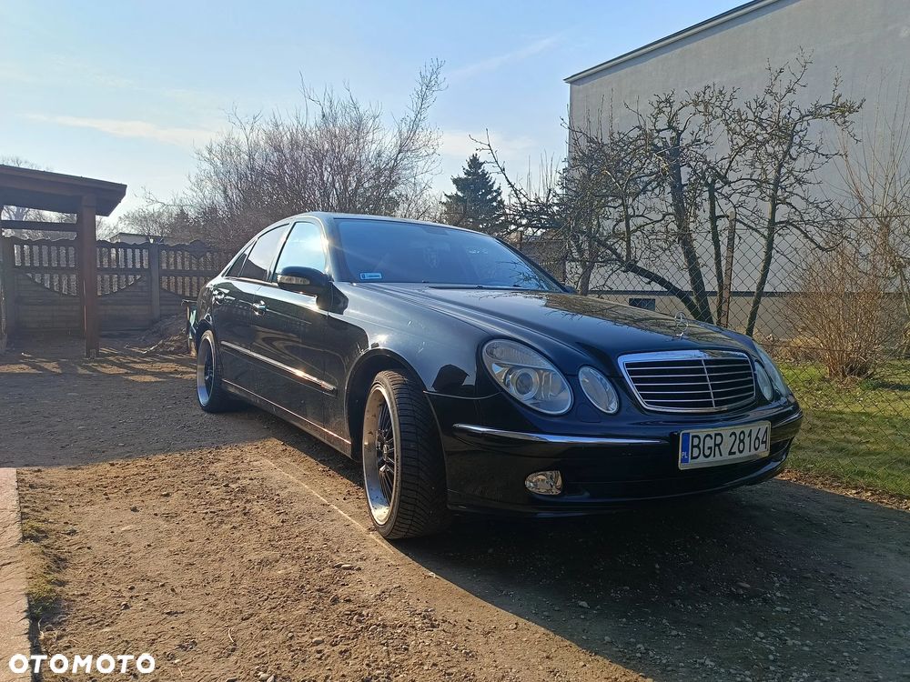 Mercedes-Benz Klasa E 240 4Matic Avantgarde - 2