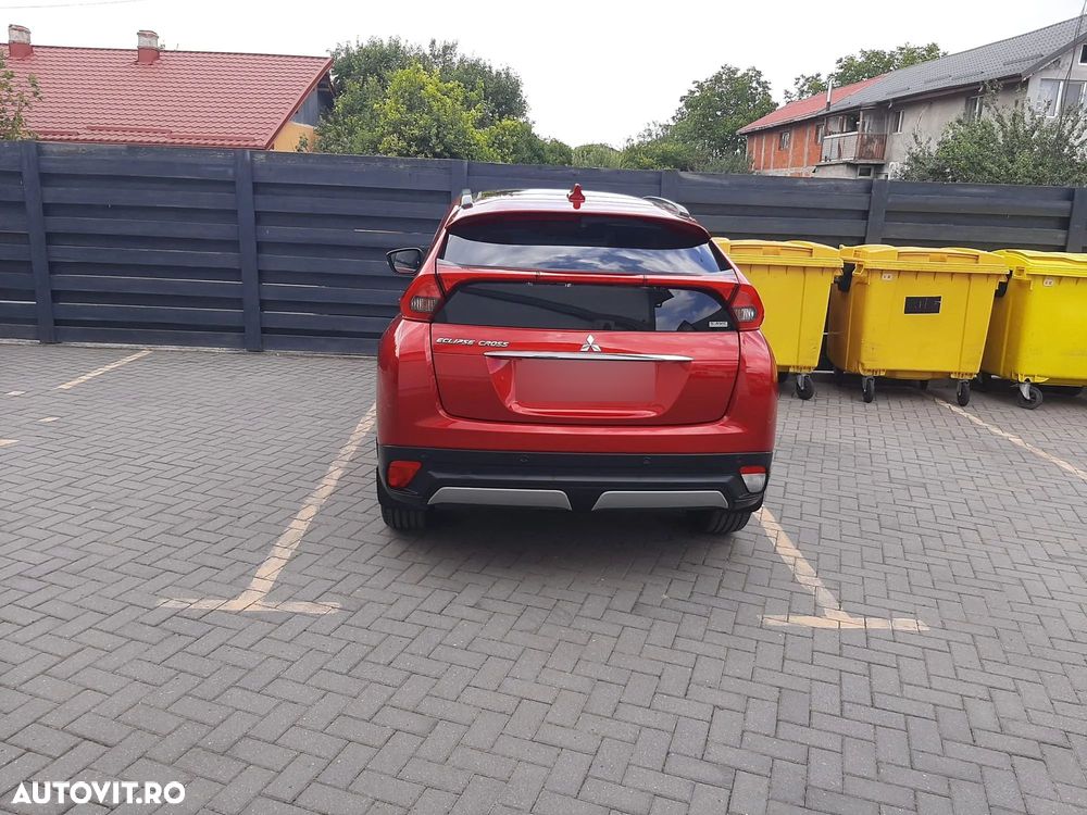 Mitsubishi Eclipse-Cross 1.5-litre 16-valve DOHC MIVEC 4X4 Instyle+ Aut. - 3