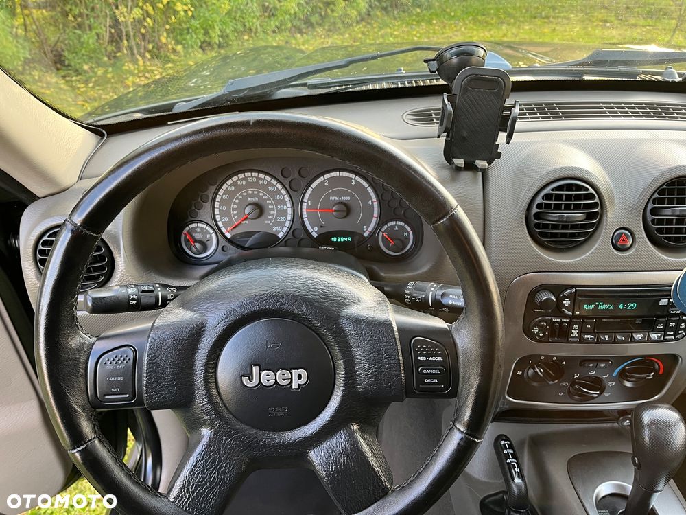 Jeep Cherokee 2.8 CRD Automatik Limited - 16