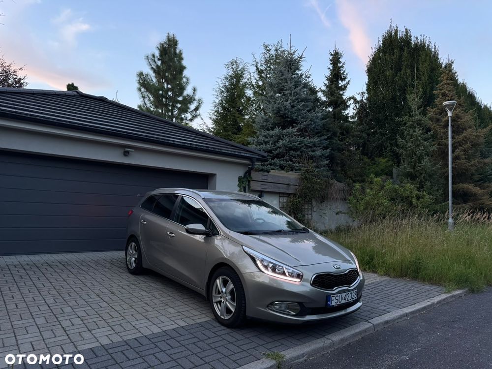 Kia Ceed - 1