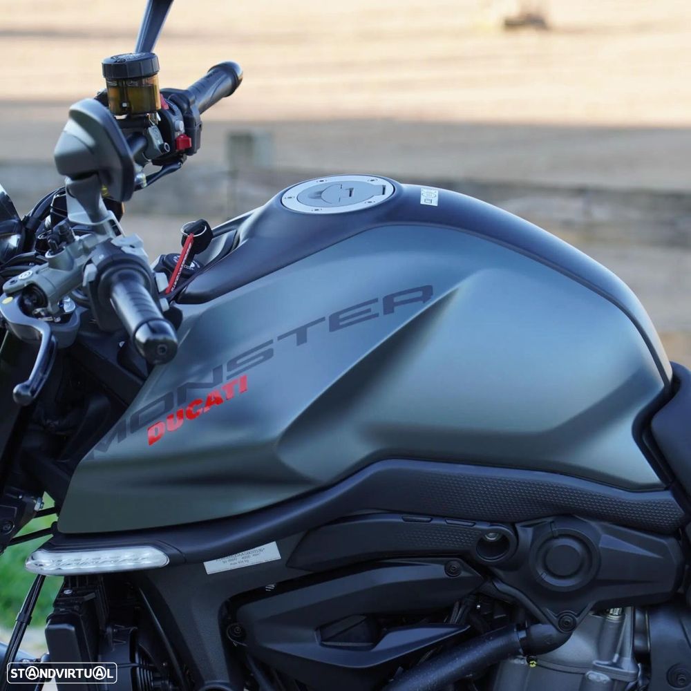 Ducati Monster - 7
