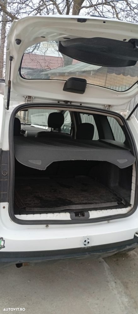 Dacia Duster 1.5 dCi 4x4 Laureate - 5