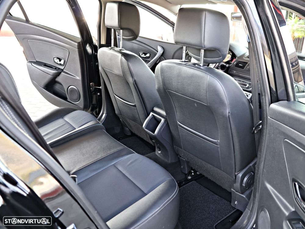 Renault Mégane Sport Tourer 1.5 dCi Confort SS - 25