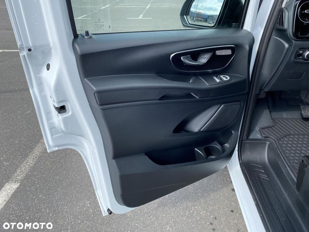 Mercedes-Benz Vito - 11