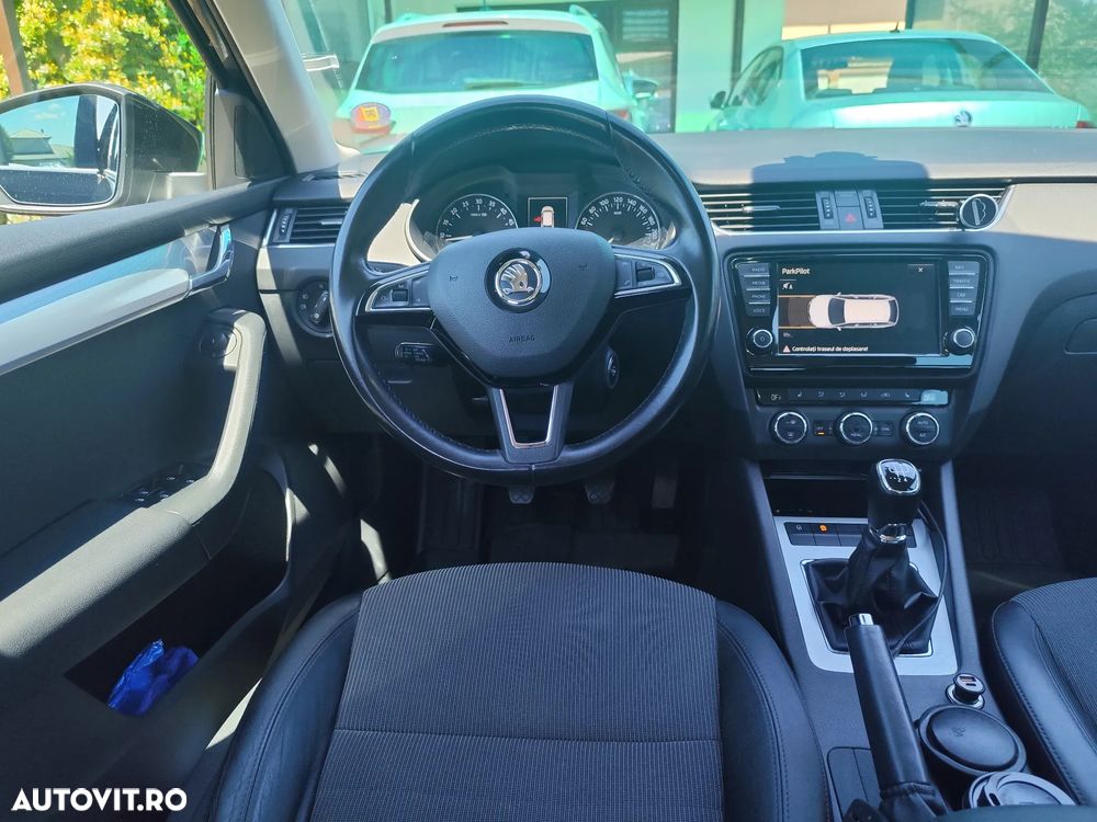 Skoda Octavia 1.6 TDI Style - 6
