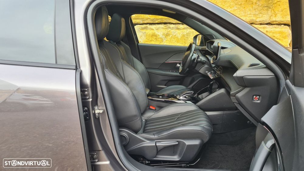 Peugeot 2008 1.5 BlueHDi GT EAT8 - 50