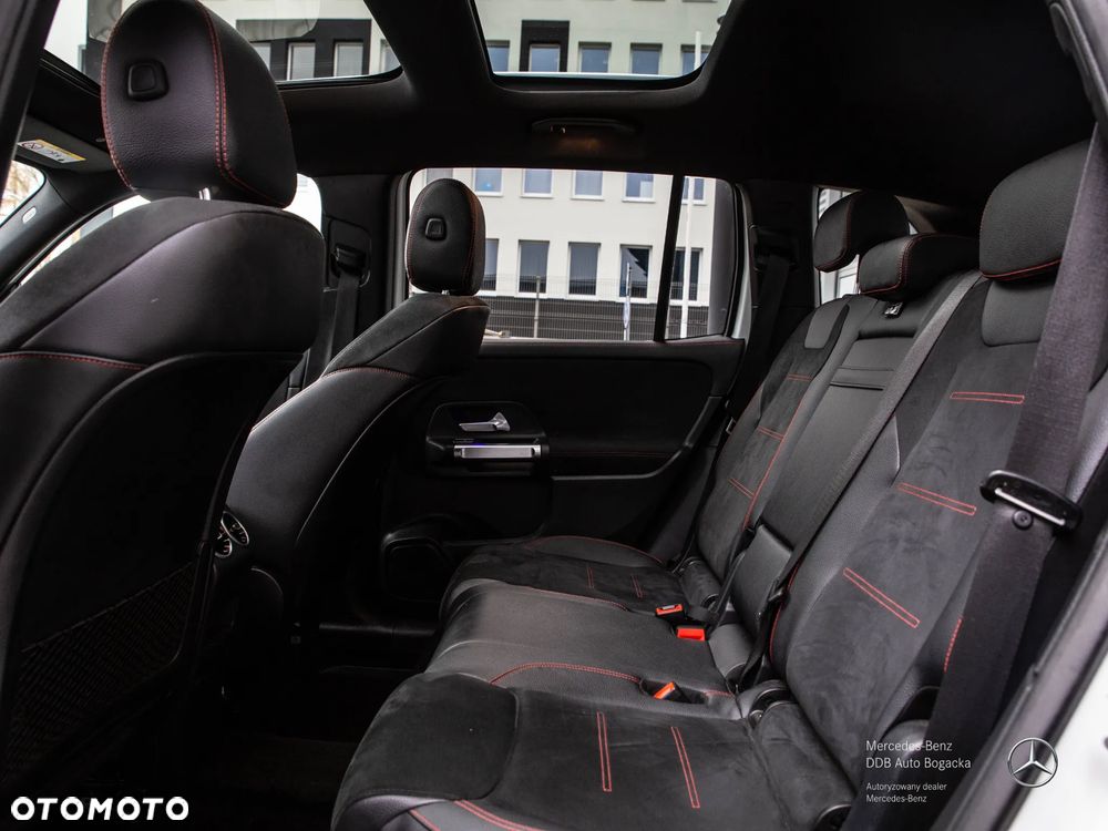 Mercedes-Benz GLB 200 d 4-Matic AMG Line 8G-DCT - 11