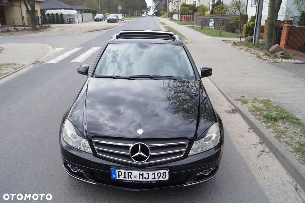 Mercedes-Benz Klasa C 180 Kompressor BlueEFFICIENCY Avantgarde - 2