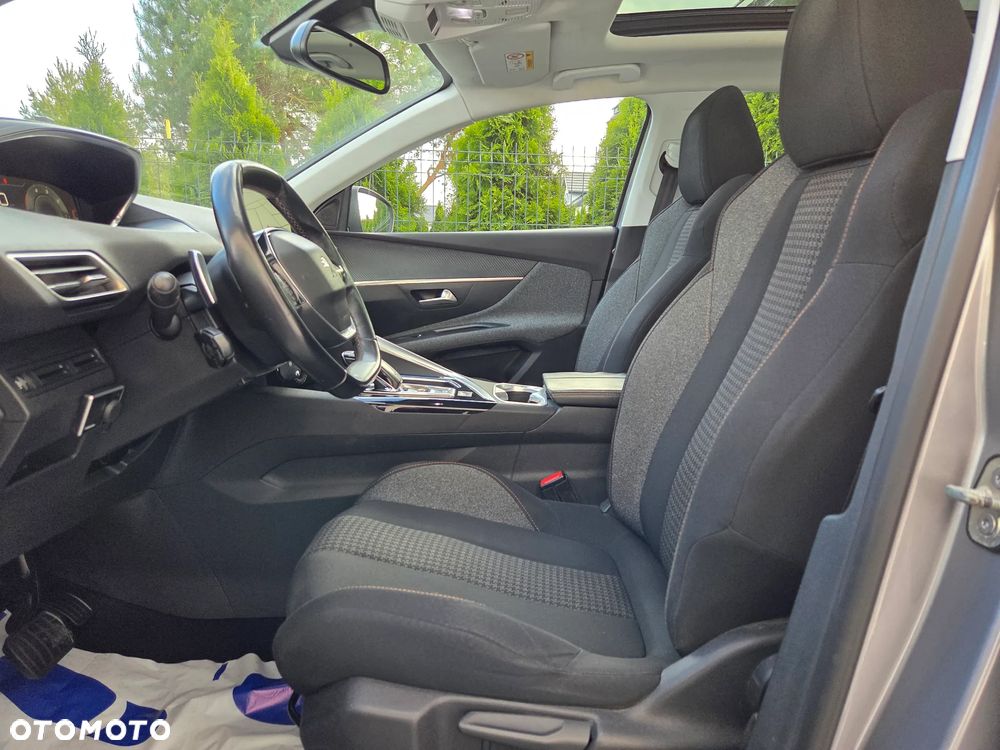 Peugeot 3008 1.6 BlueHDi Allure S&S EAT6 - 25