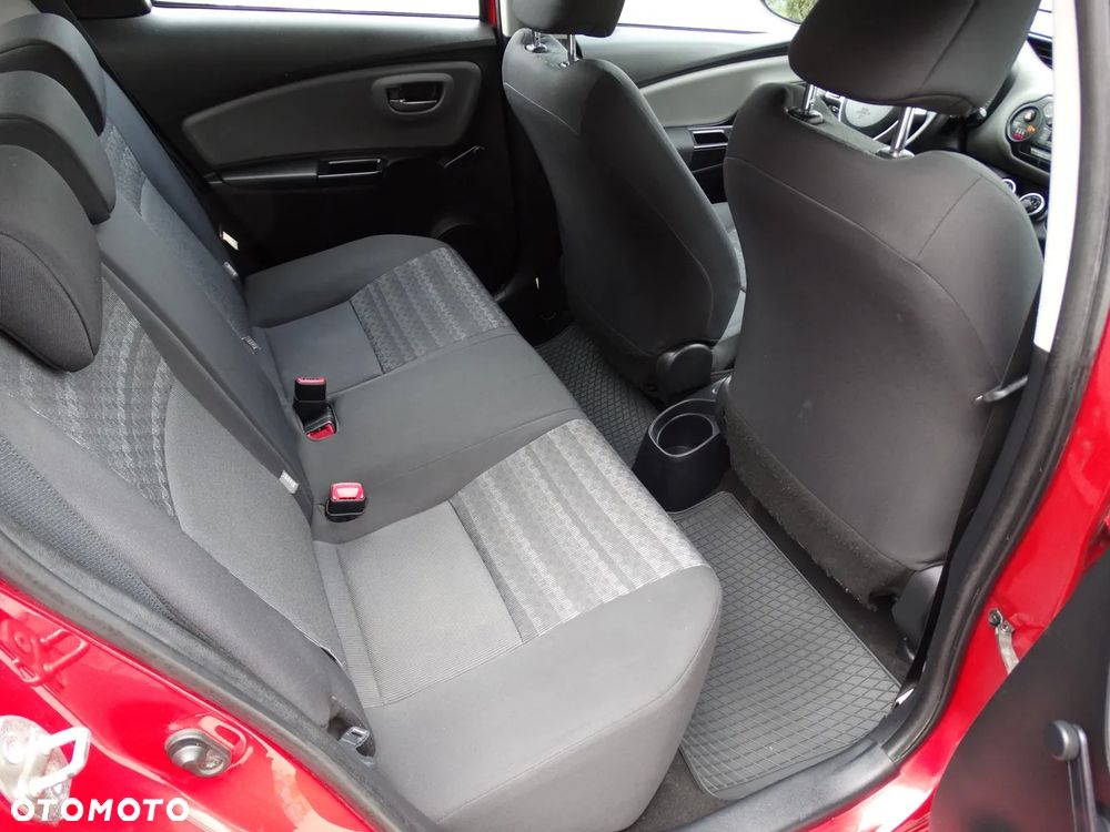 Toyota Yaris 1.0 Life EU6 - 19
