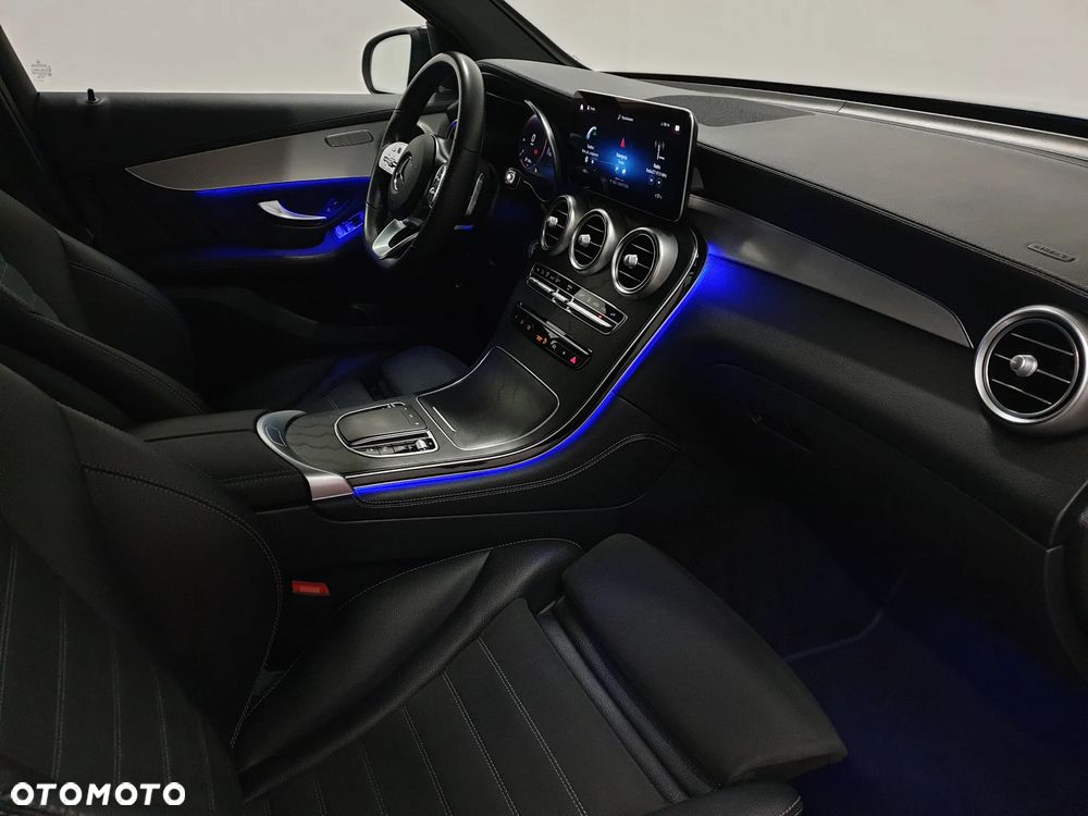 Mercedes-Benz GLC 300 de 4Matic 9G-TRONIC AMG Line Plus - 40