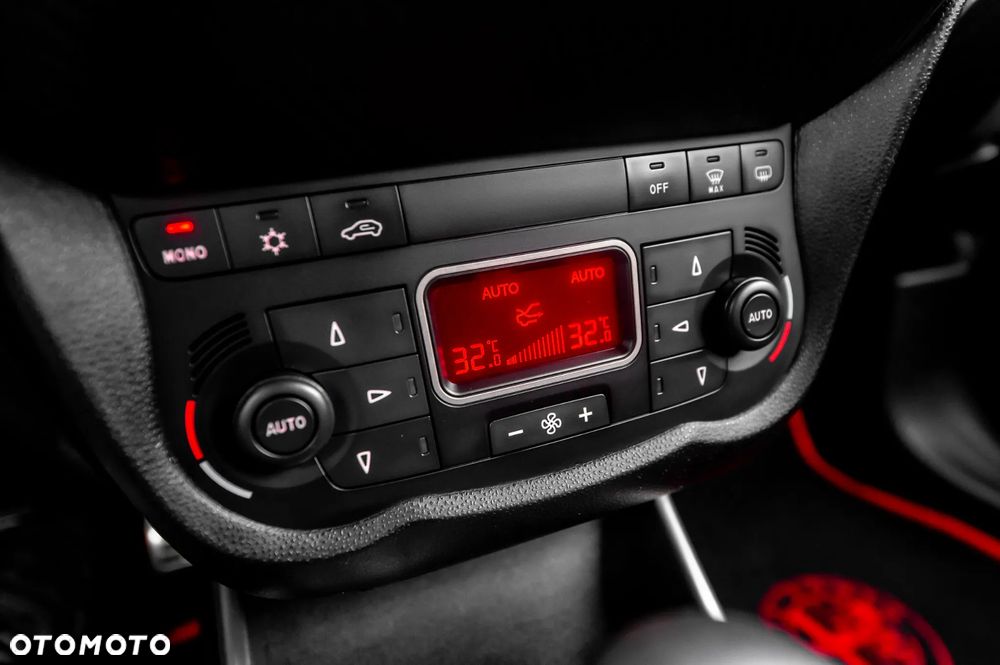 Alfa Romeo Mito TB 1.4 16V MultiAir TCT Super - 29