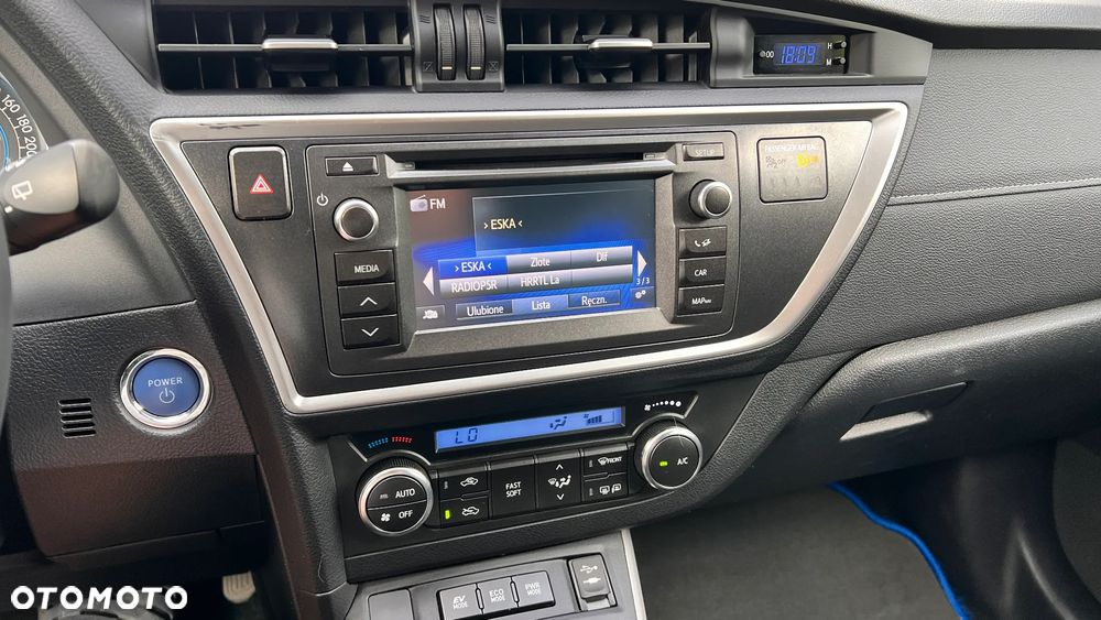 Toyota Auris - 16