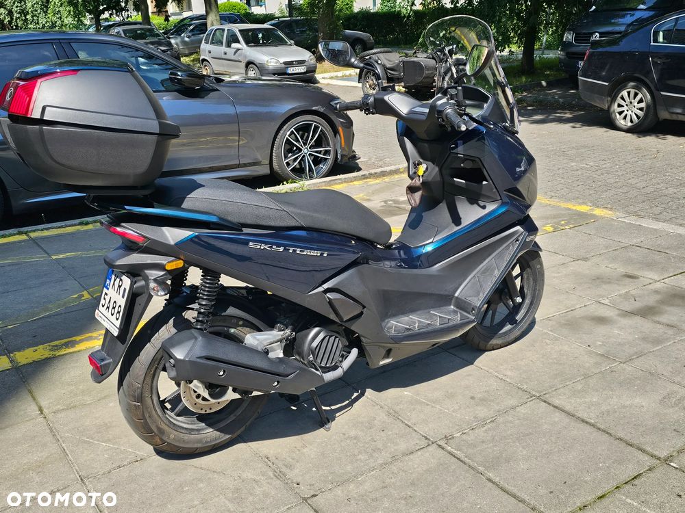 Kymco Skytown - 7