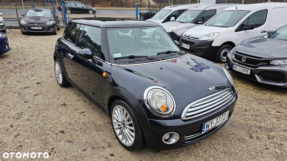 MINI Cooper 50 Camden - 2